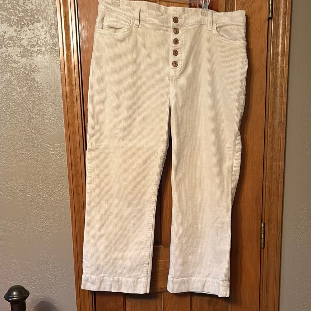 CAbi Cream Ankle Cropped Pants